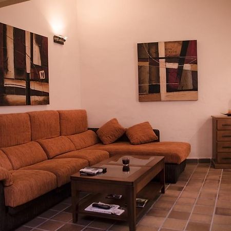 דירות Caces Casa Sierpes חדר תמונה