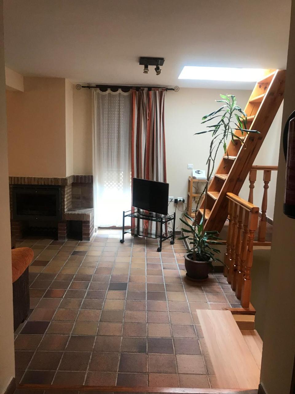 דירות Caces Casa Sierpes מראה חיצוני תמונה